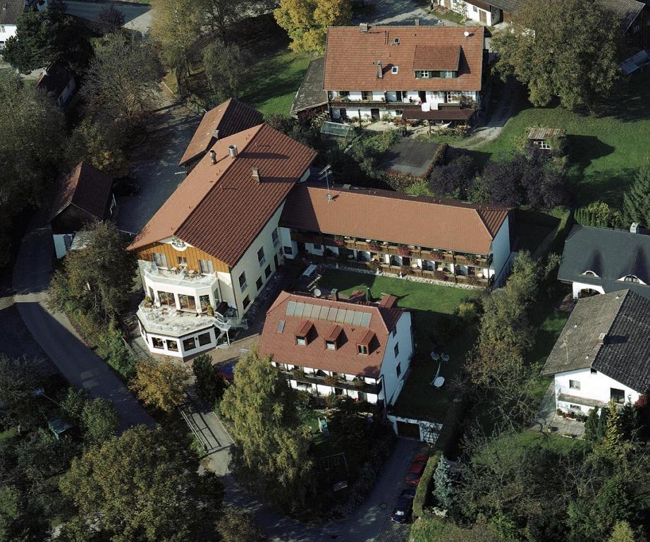 Hotel & Landhaus Sonnenhof Utting am Ammersee Exterior photo